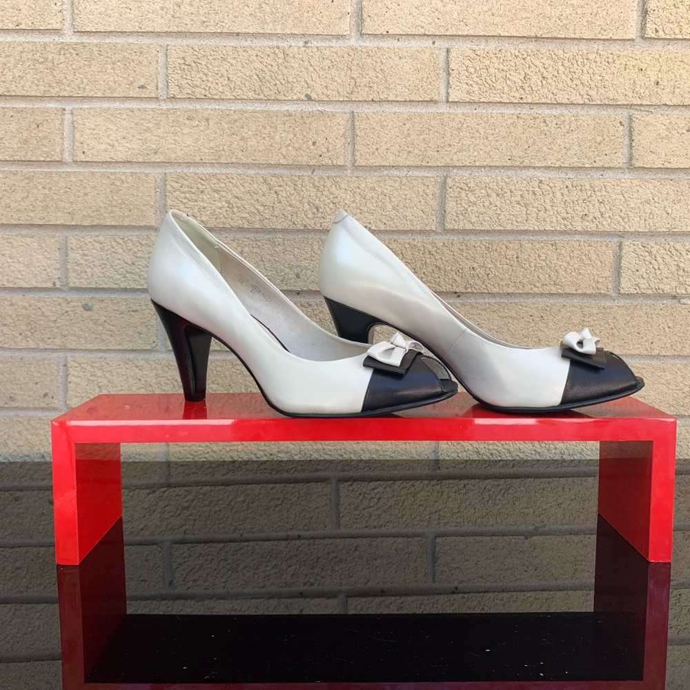 Black & White European Pumps